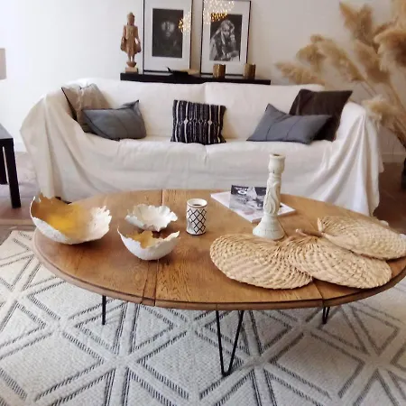 La Maison Perchee *