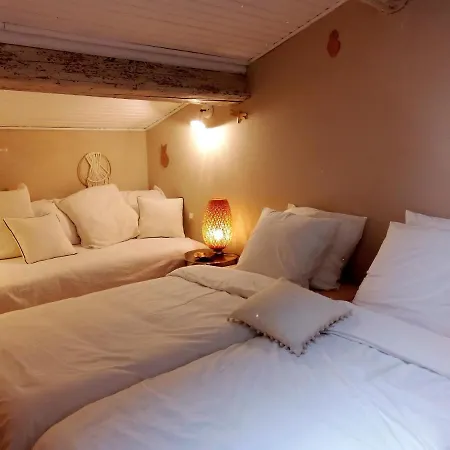 Bed & Breakfast La Maison Perchee Aigues-Mortes